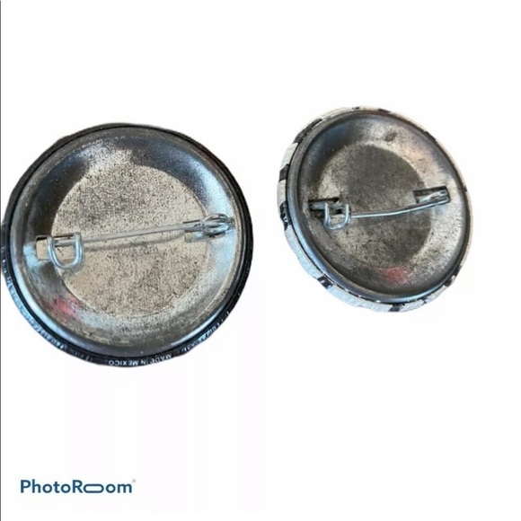 Lot of 2 Hard Rock Cafe Boogies Diner Small Pins - Picture 2 of 6